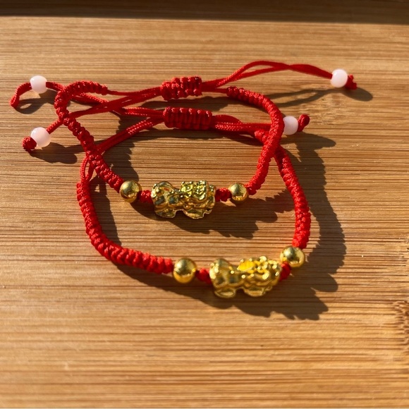 Pixiu Wealth String Bracelet Bundle of 2 - Picture 10 of 12